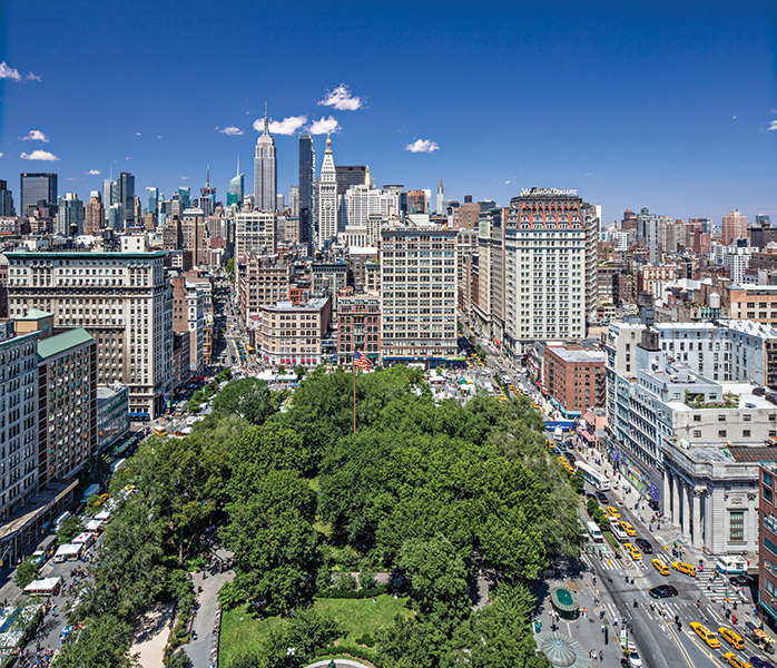 Gallery 225 Park Avenue South